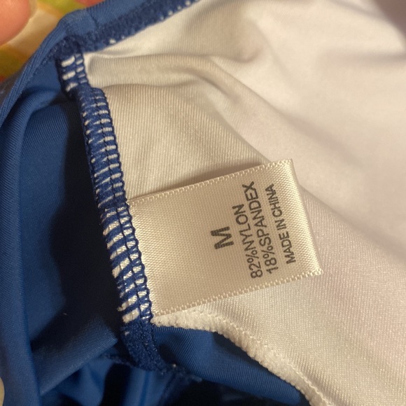 Woman’s high waisted bikini set size medium - Picture 7 of 7